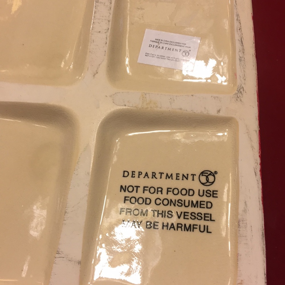 Dept. 56 Santa Sleigh - Picture 4 of 5